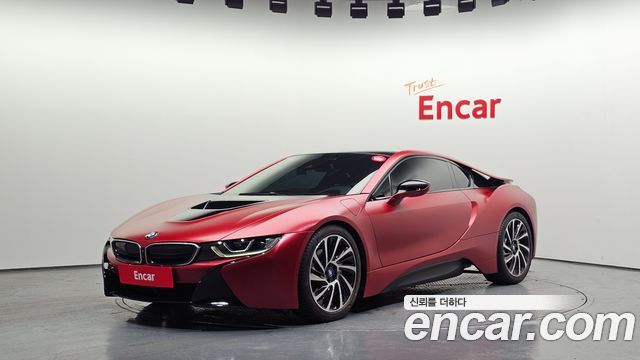 BMW i8 Coupe — пробег 29 926 км — фото 1 из 5