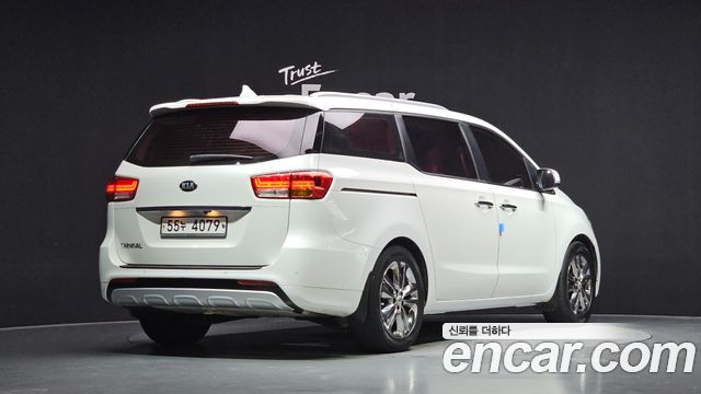 Kia Carnival из Кореи Encar