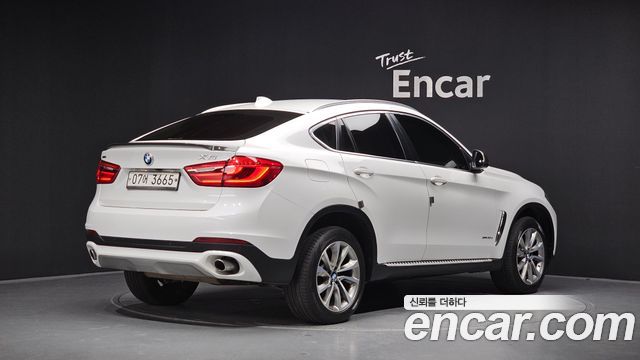 BMW X6 xDrive 30d — пробег 145 382 км — фото 2 из 5
