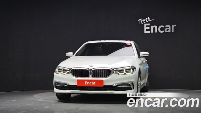 BMW 5-Series 530i xDrive Luxury Plus — пробег 48 760 км — фото 3 из 5