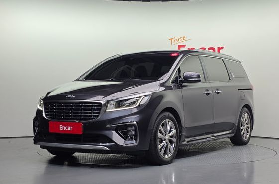 Kia Carnival 9-Seater Noblesse — пробег 92 736 км — фото 1 из 5