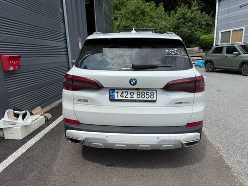 BMW X5 xDrive 45e xLine — пробег 45 000 км — фото 3 из 5