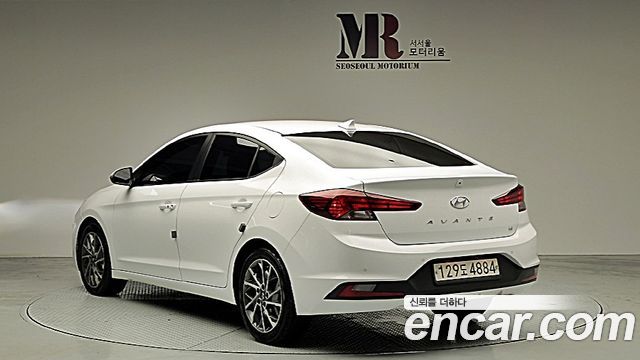 Hyundai AVANTE из Кореи Encar