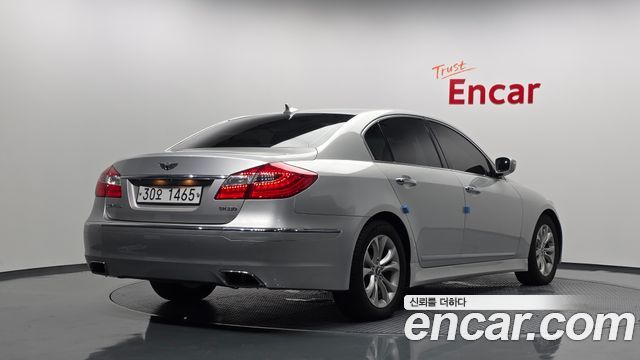 Hyundai Genesis из Кореи Encar