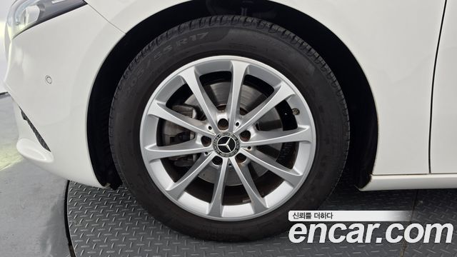 Mercedes-Benz A-Class из Кореи Encar