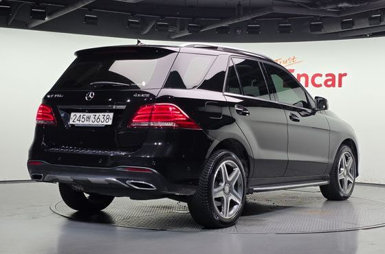 Mercedes-Benz GLE-Class GLE350 d 4MATIC — пробег 177 629 км — фото 2 из 5