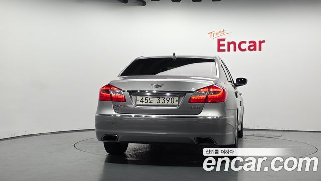 Hyundai Genesis из Кореи Encar