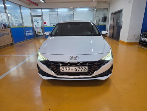 Hyundai AVANTE 1.6 Modern — пробег 178 596 км — фото 2 из 5