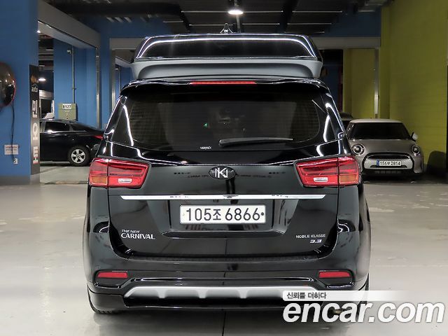 Kia Carnival из Кореи Encar