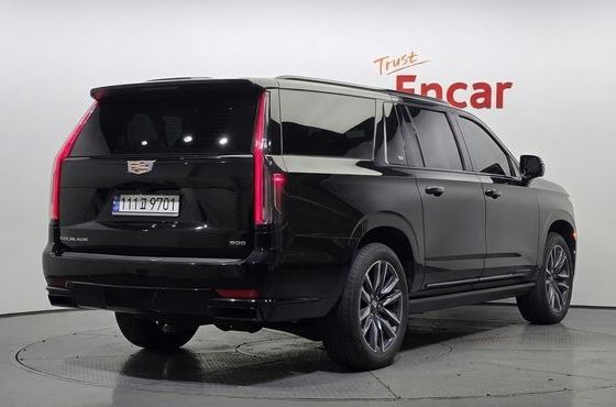 Cadillac Escalade 6.2 ESV ESV Sports Platinum — пробег 77 030 км — фото 2 из 5