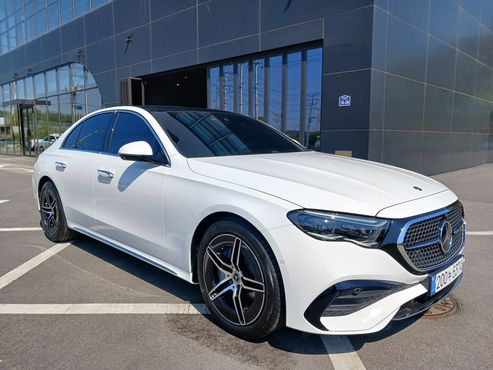 Mercedes-Benz E-Class E300 4MATIC AMG Line — пробег 1 865 км — фото 3 из 5