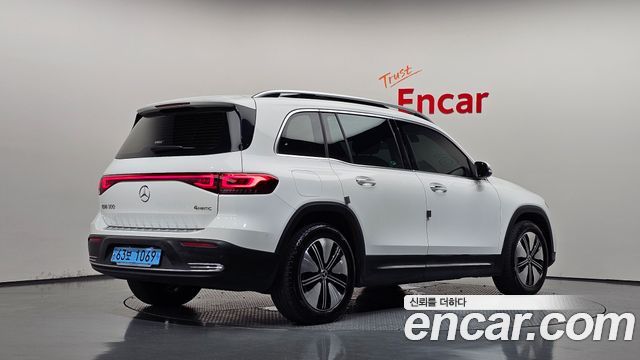Mercedes-Benz EQB EQB300 4MATIC Electric Art — пробег 48 037 км — фото 2 из 5