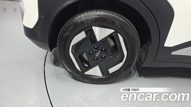 Kia EV3 Long Range 2WD AIr — пробег 6 590 км — фото 5 из 5