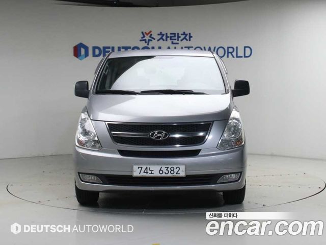 Hyundai Starex 12-Seater Wagon CVX Premium — пробег 98 386 км — фото 3 из 5