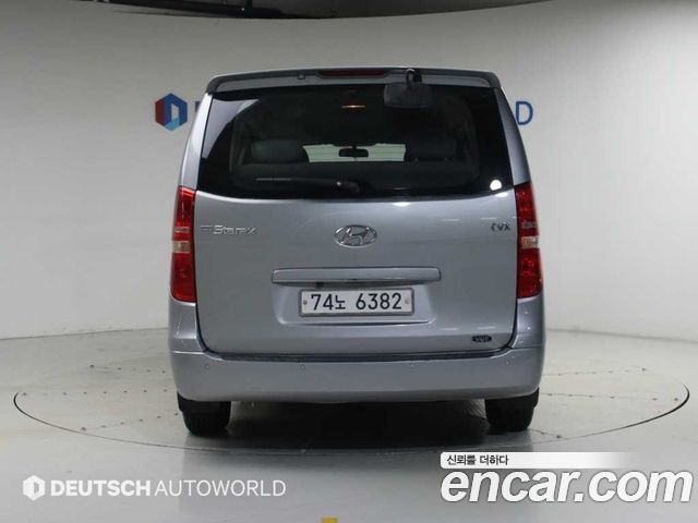 Hyundai Starex 12-Seater Wagon CVX Premium — пробег 98 386 км — фото 4 из 5
