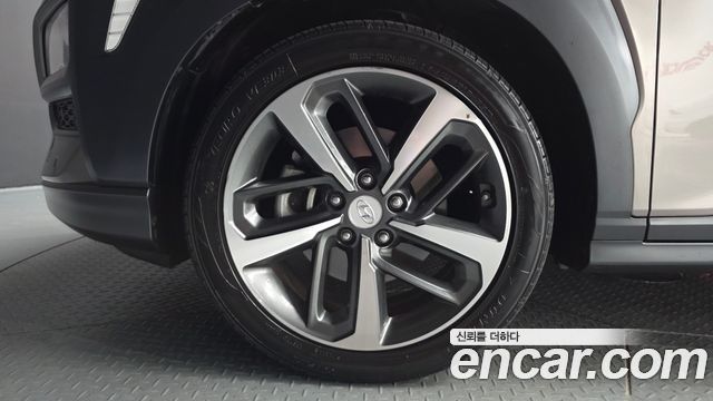Hyundai Kona из Кореи Encar