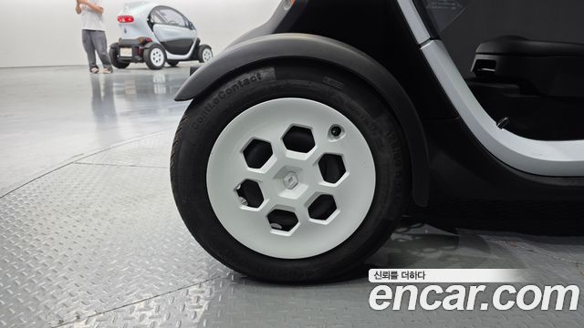 Renault (Samsung) Twizy из Кореи Encar