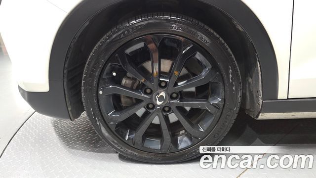 Ssangyong TIBOLI из Кореи Encar