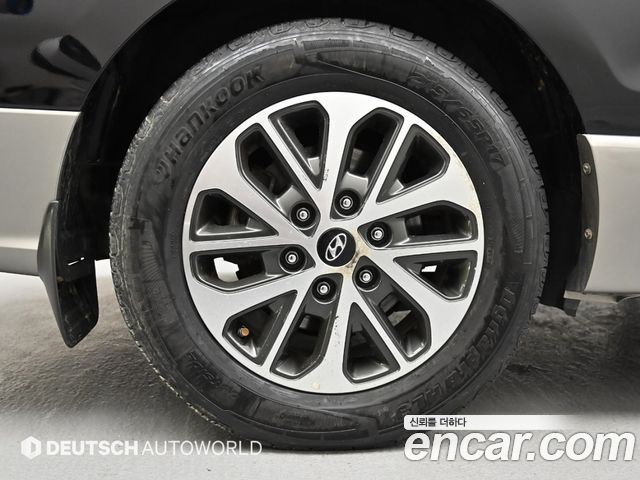Hyundai Starex Urban 9-Seater Exclusive — пробег 120 722 км — фото 5 из 5