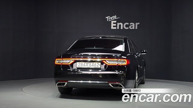 Lincoln Continental 3.0 AWD — пробег 81 954 км — фото 4 из 5