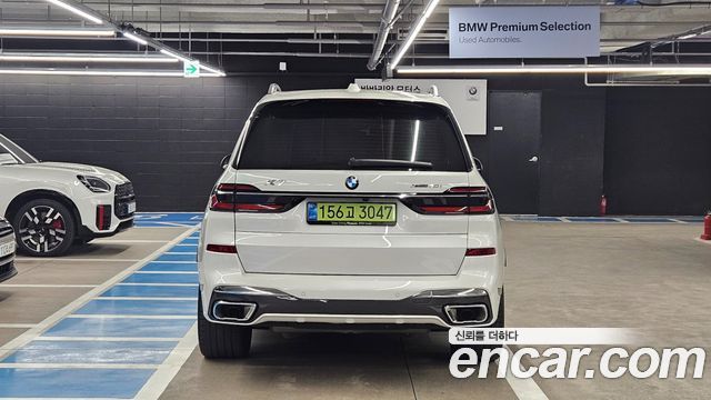 BMW X7 xDrive 40i M Sport 6STR — пробег 6 561 км — фото 4 из 5