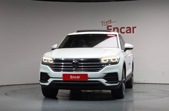Volkswagen Touareg 3.0 TDI Premium — пробег 96 568 км — фото 3 из 5