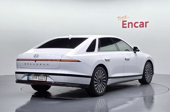 Hyundai Grandeur Calligraphy — пробег 45 870 км — фото 2 из 5