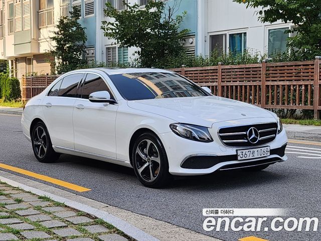 Mercedes-Benz E-Class из Кореи Encar