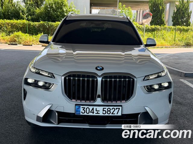 BMW X7 xDrive 40d Design Pure Excellence 7-Seater — пробег 37 500 км — фото 1 из 5