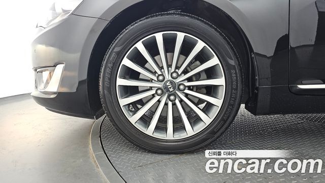 Kia K7 из Кореи Encar