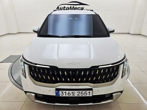 Kia Carnival Diesel 9-Seater Signature — пробег 48 262 км — фото 1 из 5