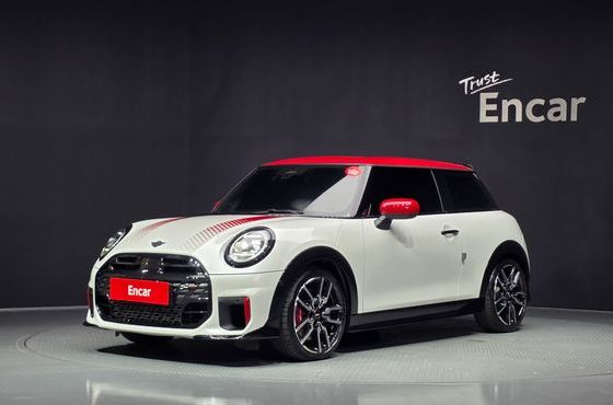 Mini Cooper JCW — пробег 10 559 км — фото 1 из 5