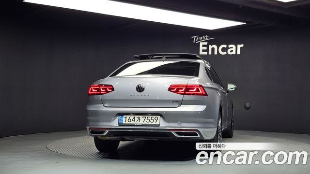 Volkswagen Passat 2.0 TDI 4Motion Prestige — пробег 141 008 км — фото 4 из 5