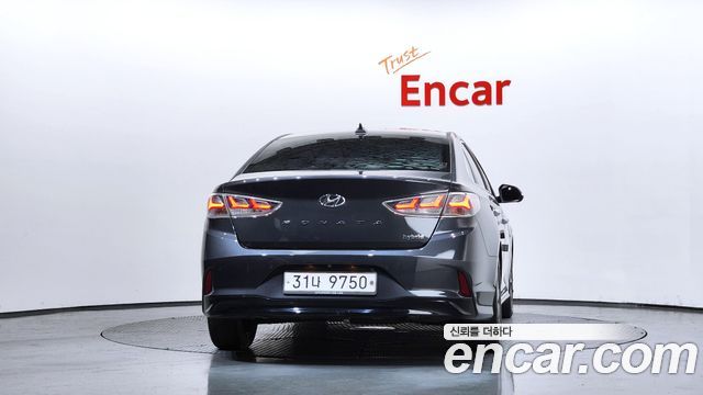 Hyundai Sonata Premium Special — пробег 156 815 км — фото 4 из 5