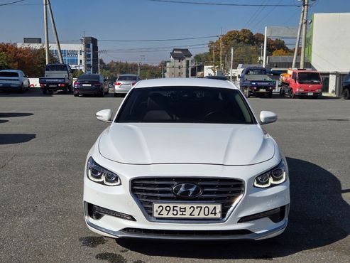 Hyundai Grandeur 2.4 Premium — пробег 61 124 км — фото 2 из 5