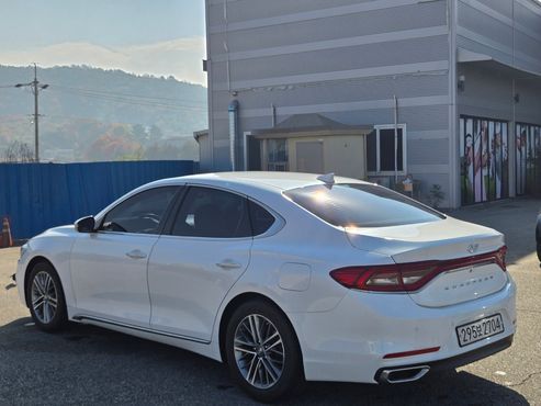 Hyundai Grandeur 2.4 Premium — пробег 61 124 км — фото 4 из 5