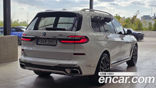 BMW X7 xDrive 40i M Sport 6STR — пробег 24 000 км — фото 2 из 5