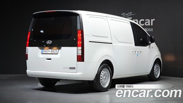 Hyundai Staria из Кореи Encar
