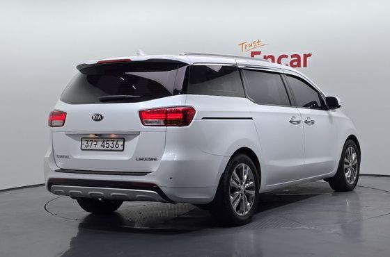Kia Carnival 7-seater Limousine President — пробег 66 765 км — фото 2 из 5