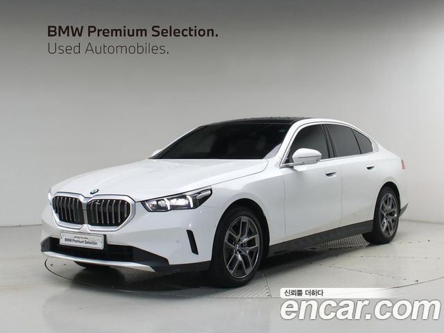 BMW 5-Series 530i xDrive — пробег 50 703 км — фото 1 из 5