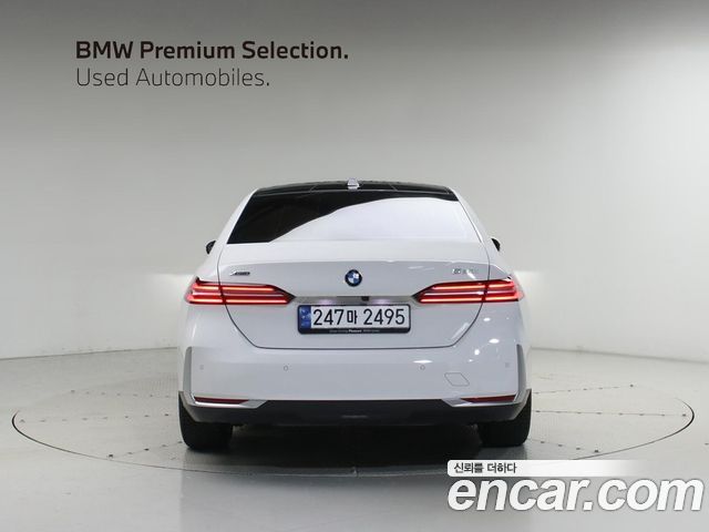 BMW 5-Series 530i xDrive — пробег 50 703 км — фото 4 из 5