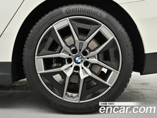 BMW 5-Series 530i xDrive — пробег 50 703 км — фото 5 из 5