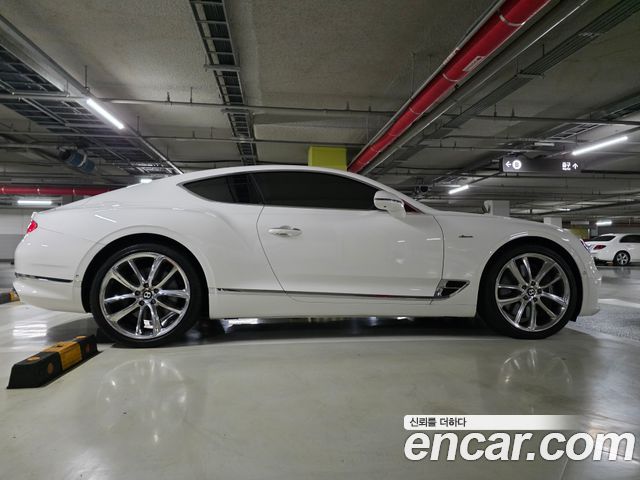 Bentley Continental 4.0 GT Azure — пробег 18 500 км — фото 4 из 5