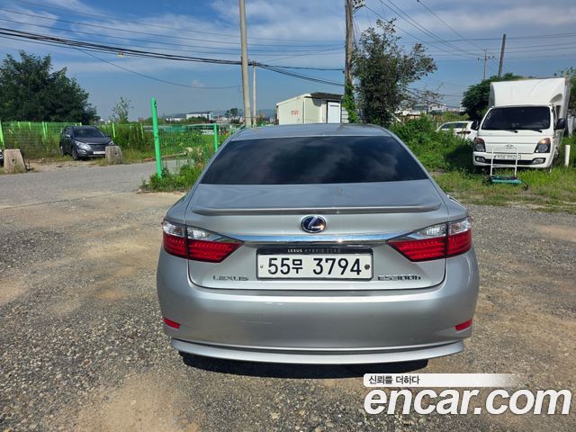 Lexus ES Supreme XV60 — пробег 210 000 км — фото 4 из 5