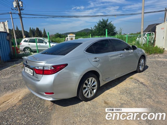 Lexus ES Supreme XV60 — пробег 210 000 км — фото 5 из 5