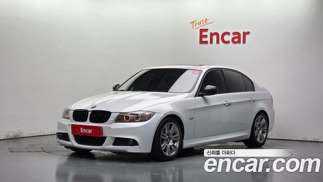 BMW 3-Series 320i Sedan M Sports — пробег 95 498 км — фото 3 из 5