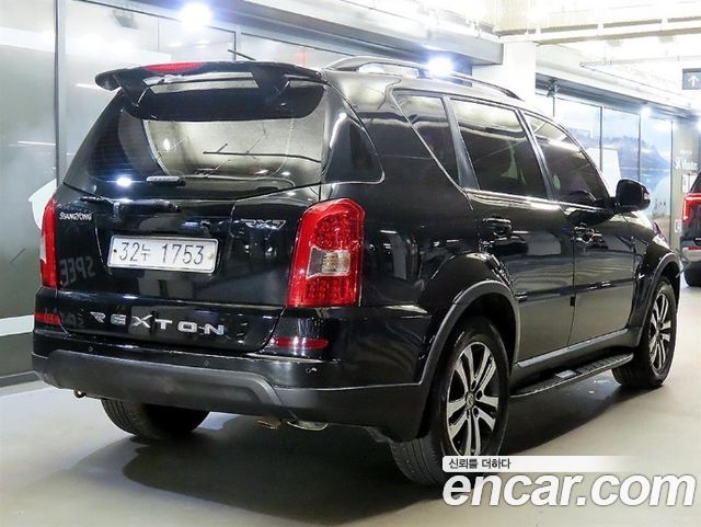 Ssangyong Rexton 2.0 4WD RX7 Prestige — пробег 141 791 км — фото 4 из 5