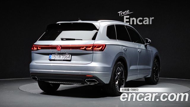 Volkswagen Touareg 3.0 TDI Prestige — пробег 1 361 км — фото 2 из 5