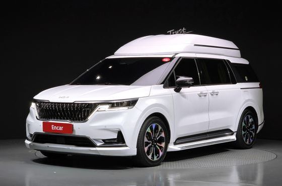 Kia Carnival Gasoline 7-Seater Hi-Limousine Signature — пробег 107 844 км — фото 1 из 5