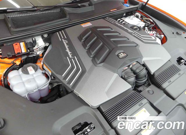 Lamborghini Urus 4.0 V8 SE — пробег 37 км — фото 5 из 5